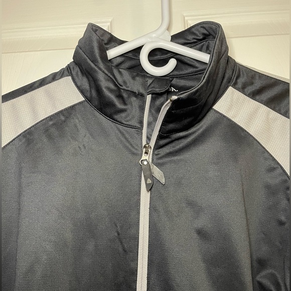 Men’s Windbreaker - Picture 3 of 6